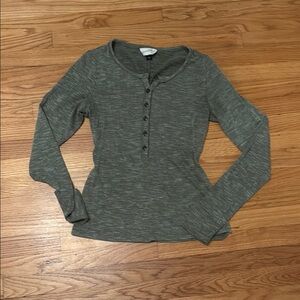 Women's Green Long Sleeve Top Henley